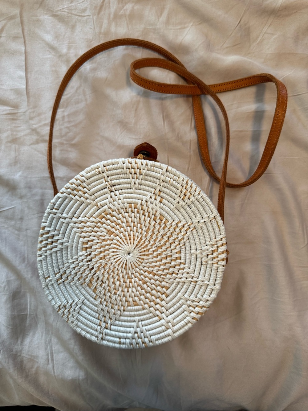 Round Woven Crossbody Bag in White and Tan